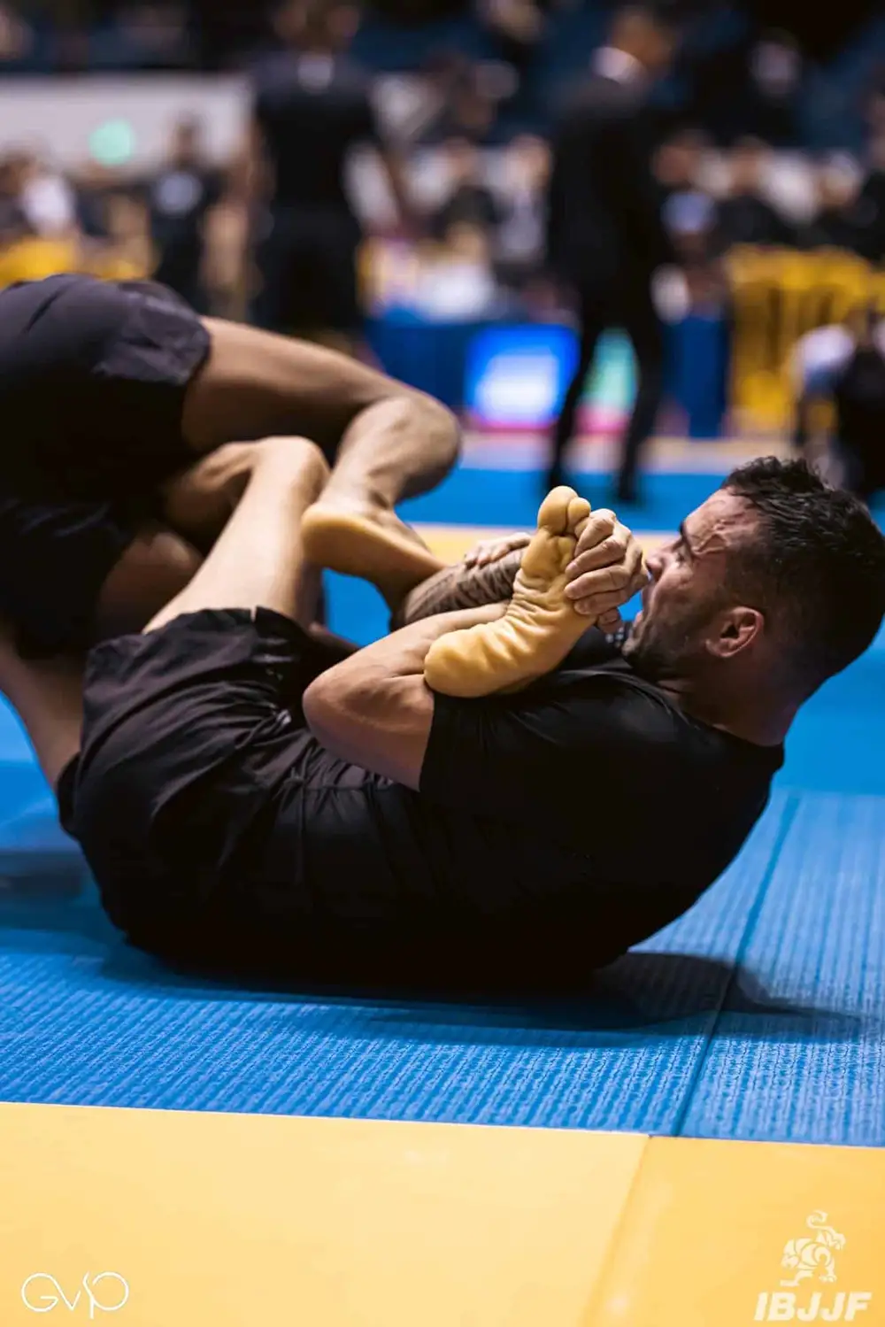 A student competing in no gi jiu jitsu for fitness at Raposo BJJ Academy in Slidell LA